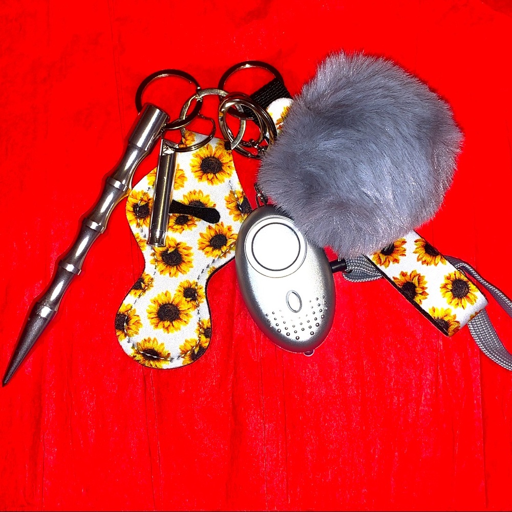Self defense keychain NEW ✨